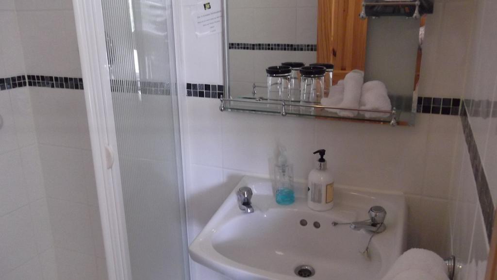 Ashley Lodge Bed & Breakfast Rosslare Harbour Extérieur photo