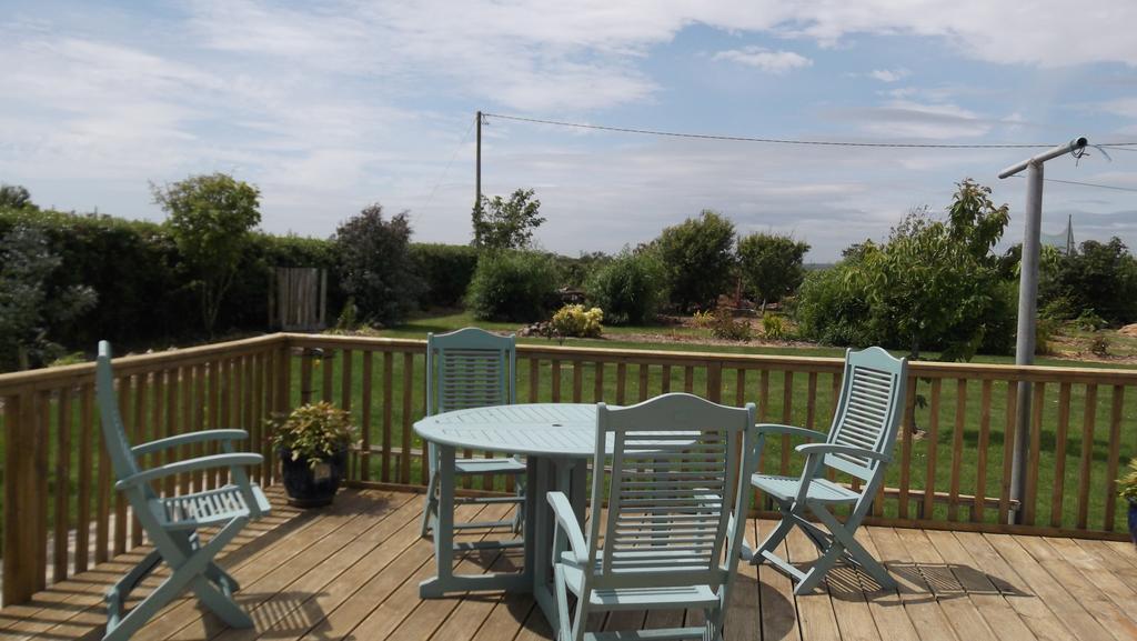 Ashley Lodge Bed & Breakfast Rosslare Harbour Extérieur photo