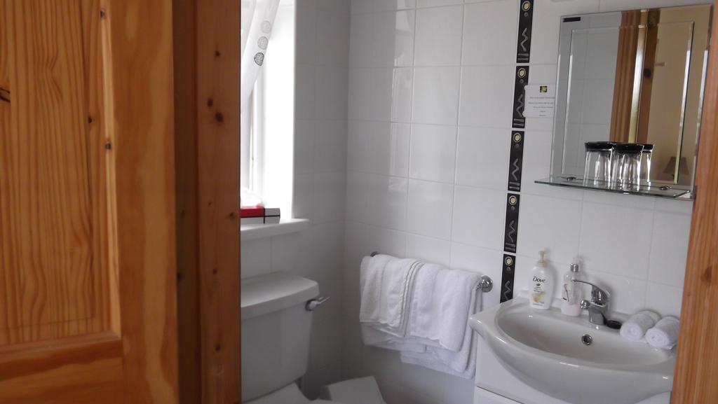Ashley Lodge Bed & Breakfast Rosslare Harbour Extérieur photo